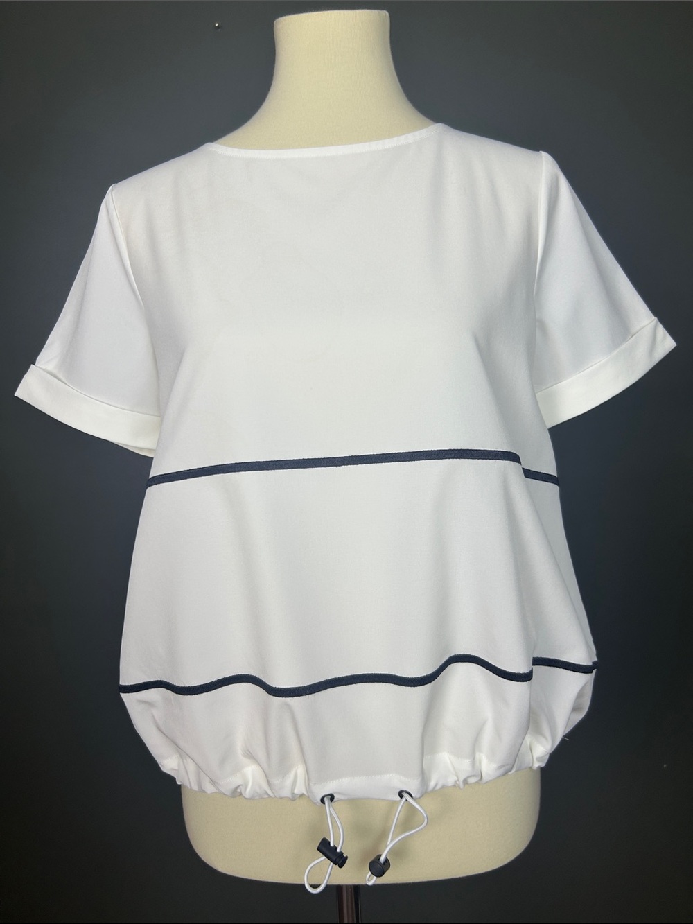 Chico's Zenergy UPF Neema Rib Bunji Crop SIZE SMALL. White